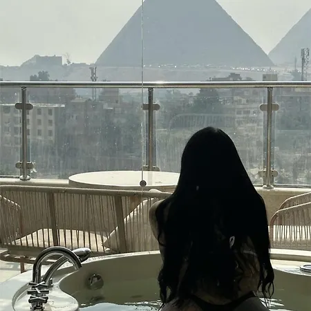 Pyramid Veiw
